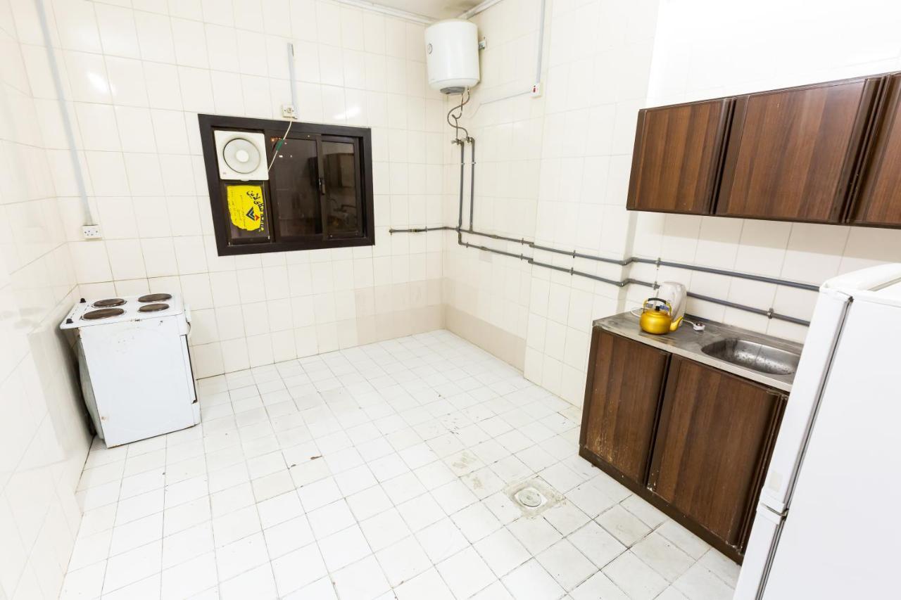 Al Eairy Furnished Apartments - Al Bahah 4 ภายนอก รูปภาพ